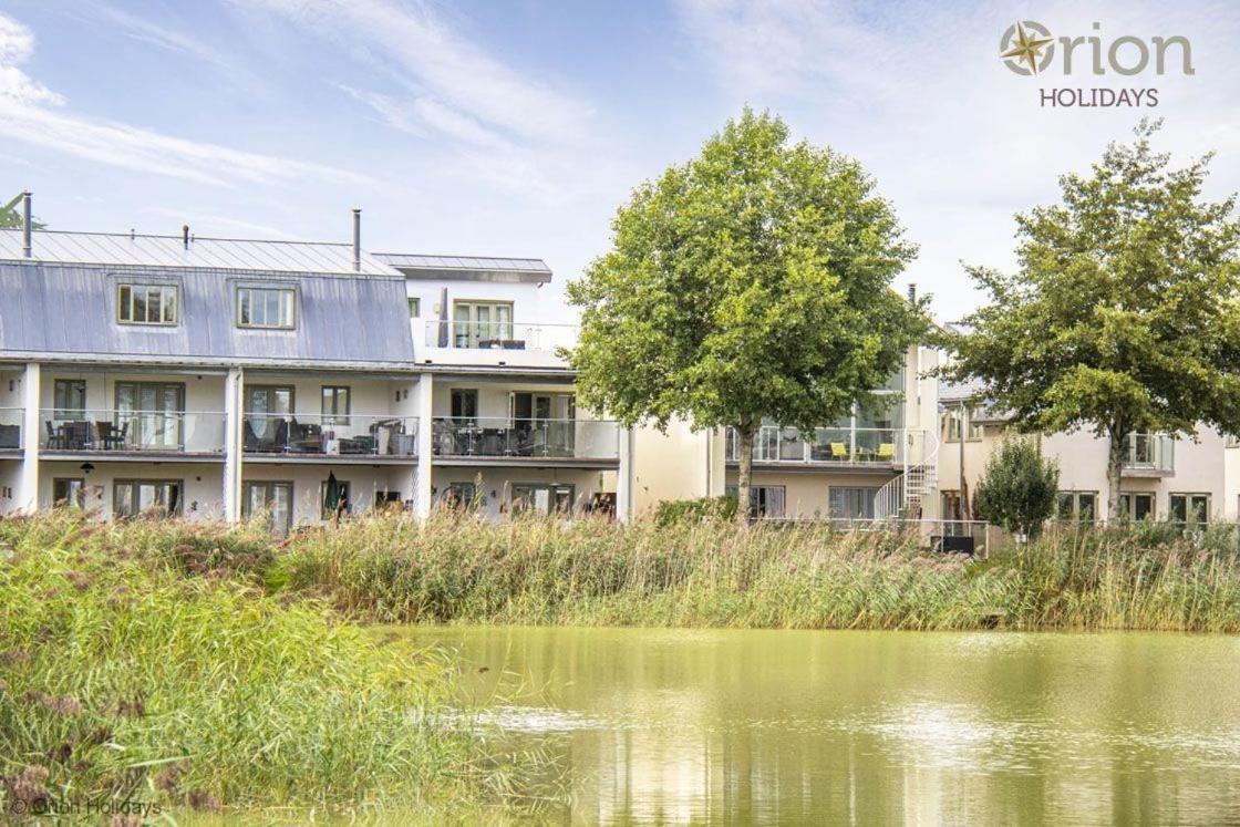 Howells Mere 88, Tranquility P Somerford Keynes Exterior foto